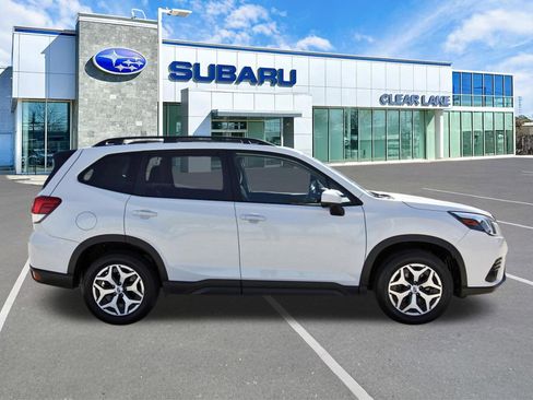 Certified 2024 Subaru Forester Premium image 7