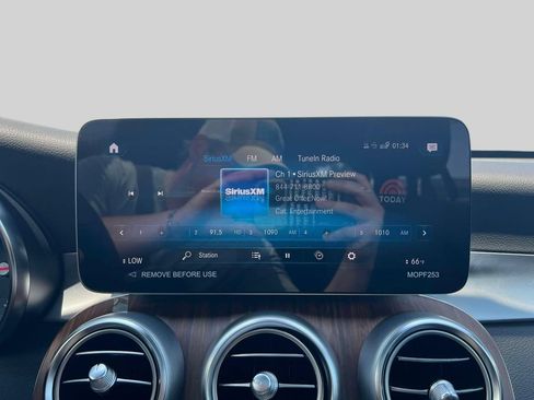 Used 2022 Mercedes-Benz GLC 300 4MATIC image 29