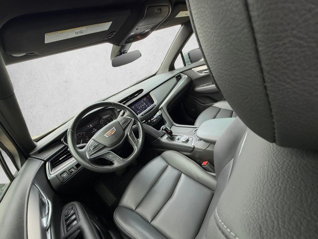 Used 2023 Cadillac XT5 Luxury FWD image 10