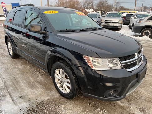 Used 2013 Dodge Journey SXT image 7