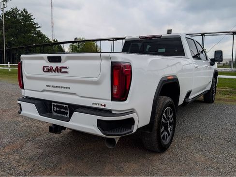Used 2023 GMC Sierra 2500 AT4 w/ AT4 Premium Plus Package AWD/4WD image 5