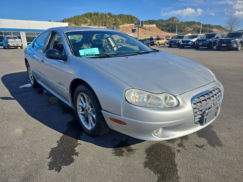 Used 2000 Chrysler LHS image 4