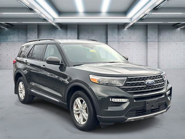 Used 2023 Ford Explorer XLT w/ Equipment Group 202A AWD/4WD image 25