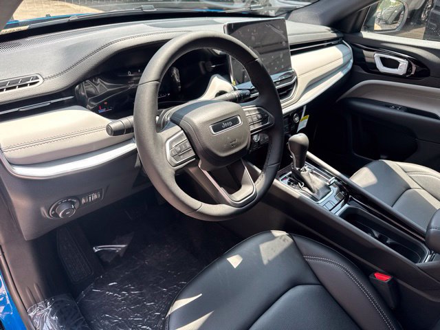 New 2026 Jeep Compass Limited AWD/4WD image 12