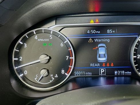 Used 2024 Nissan Altima 2.5 SV image 14