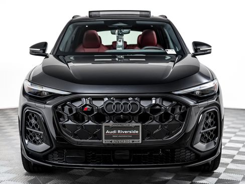 New 2026 Audi SQ5 Prestige AWD/4WD image 8