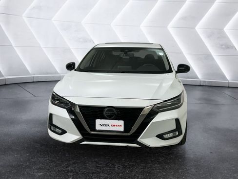 Used 2023 Nissan Sentra SR w/ SR Premium Package image 2