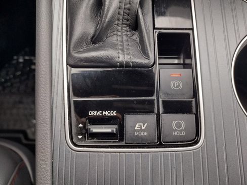 Used 2021 Toyota Sienna XSE image 29