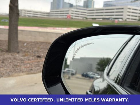 Certified 2024 Volvo XC60 B5 Plus w/ Protection Package Premier AWD/4WD image 13