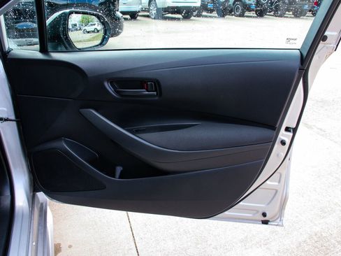 Used 2024 Toyota Corolla LE FWD image 26