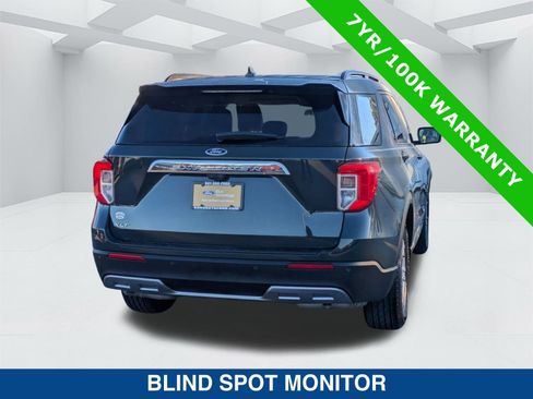 Certified 2022 Ford Explorer XLT w/ Equipment Group 202A image 4