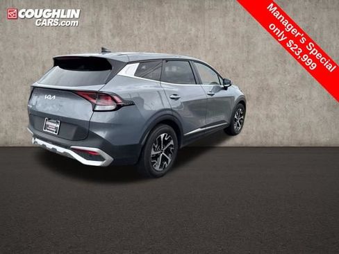 Used 2025 Kia Sportage EX FWD image 11