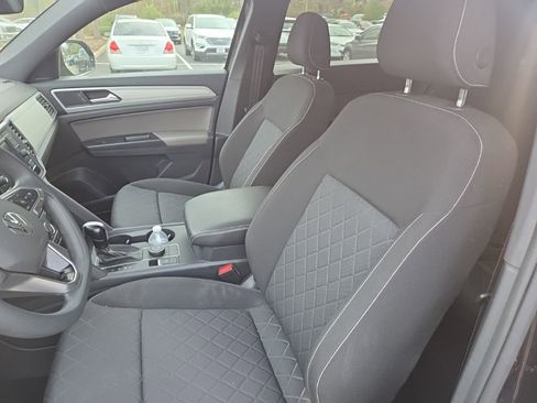 Used 2021 Volkswagen Atlas Cross Sport S image 6