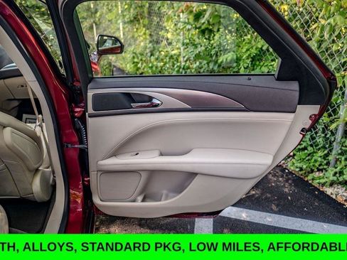 Used 2019 Lincoln MKZ Premiere FWD image 23