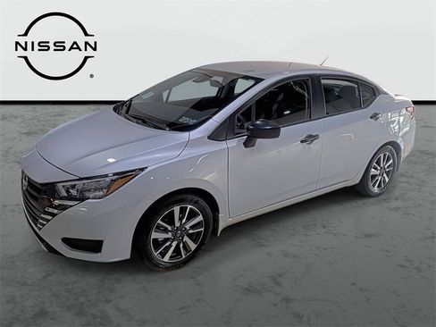Used 2025 Nissan Versa S w/ S Plus Package FWD image 1