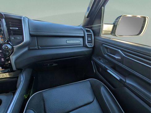 Used 2025 RAM 1500 Laramie image 15