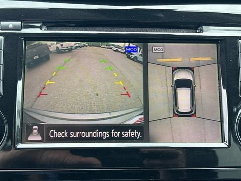 Used 2018 Nissan Rogue SL AWD/4WD image 26
