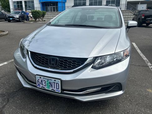 Used 2015 Honda Civic SE image 2