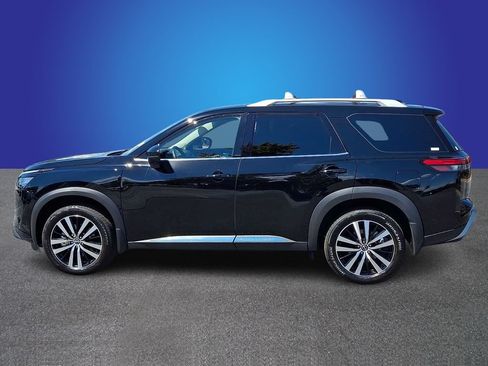 Used 2025 Nissan Pathfinder Platinum w/ Cargo Package AWD/4WD image 7