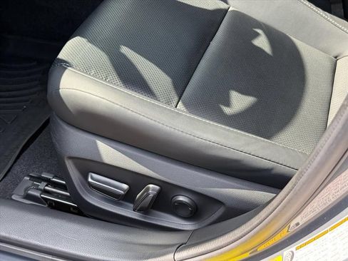 Certified 2023 Toyota Prius XLE FWD image 17