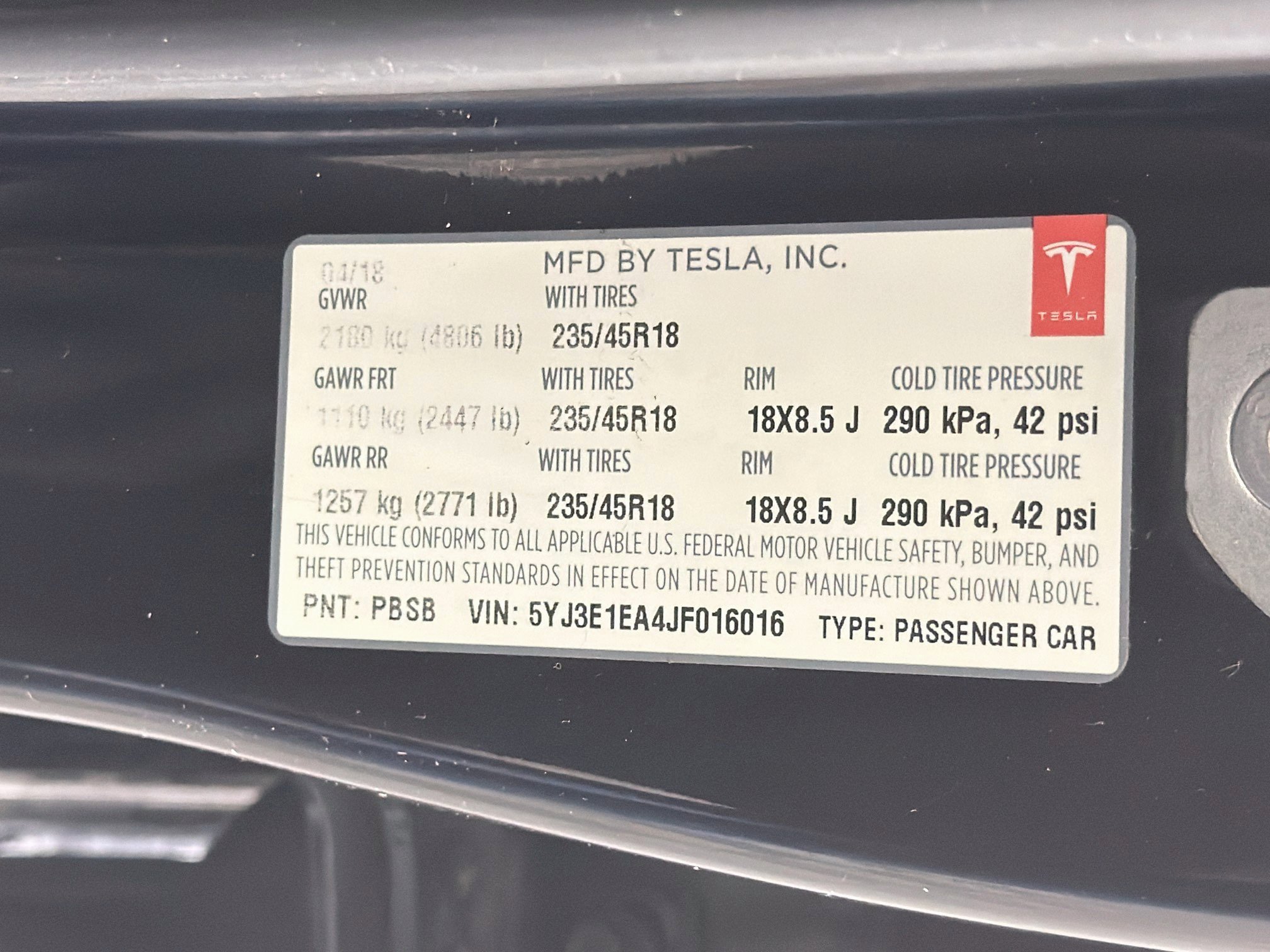 Used 2018 Tesla Model 3 Long Range RWD image 12