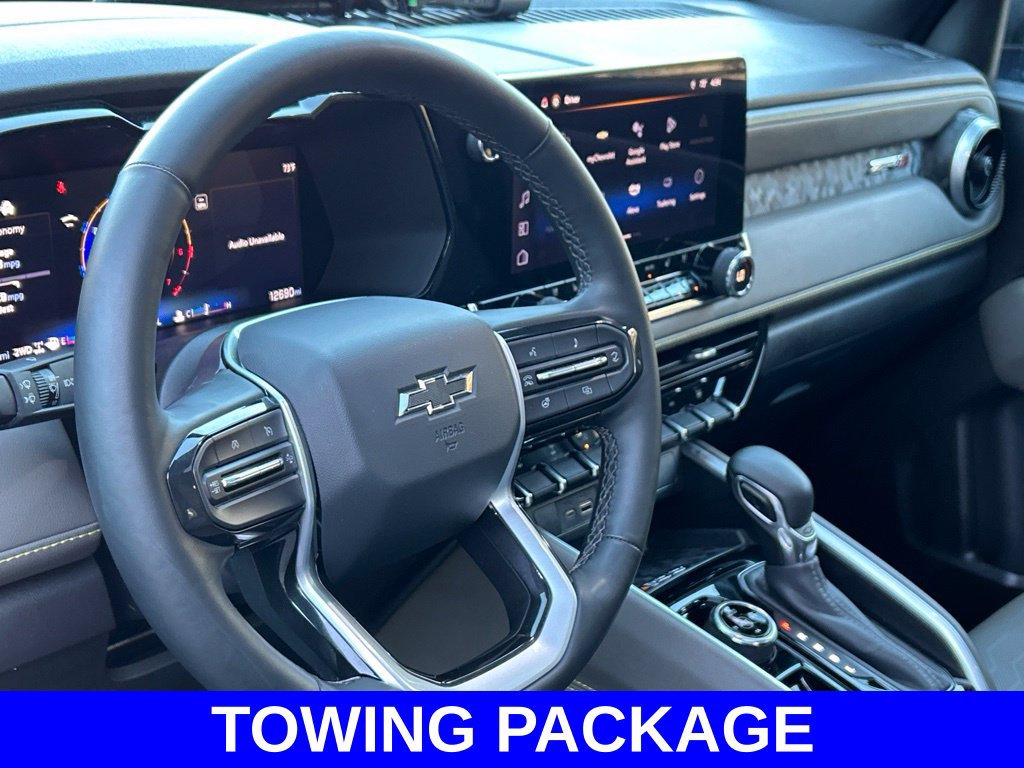 Used 2025 Chevrolet Colorado ZR2 w/ Midnight Edition AWD/4WD image 18