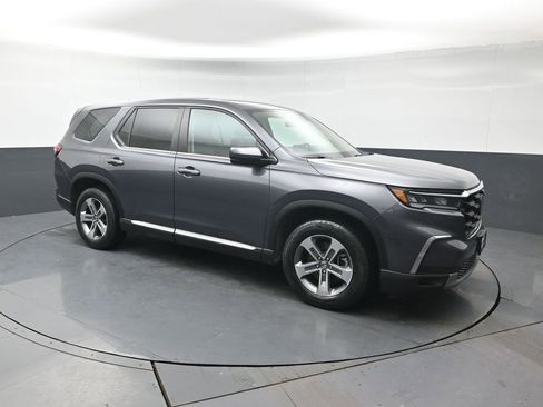 Used 2023 Honda Pilot EX-L image 8