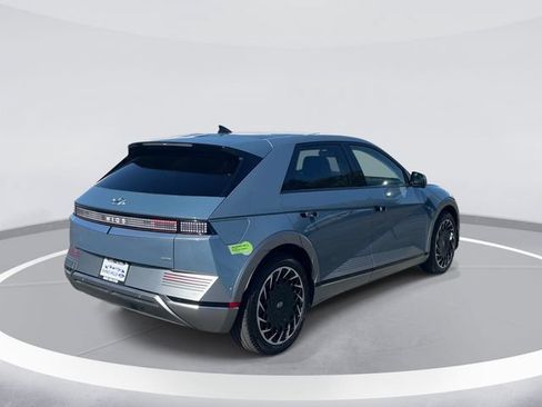 Used 2023 Hyundai Ioniq 5 Limited AWD/4WD image 5