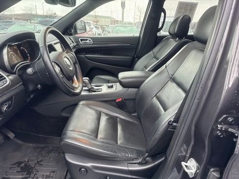 Used 2018 Jeep Grand Cherokee Limited w/ Luxury Group II image 9