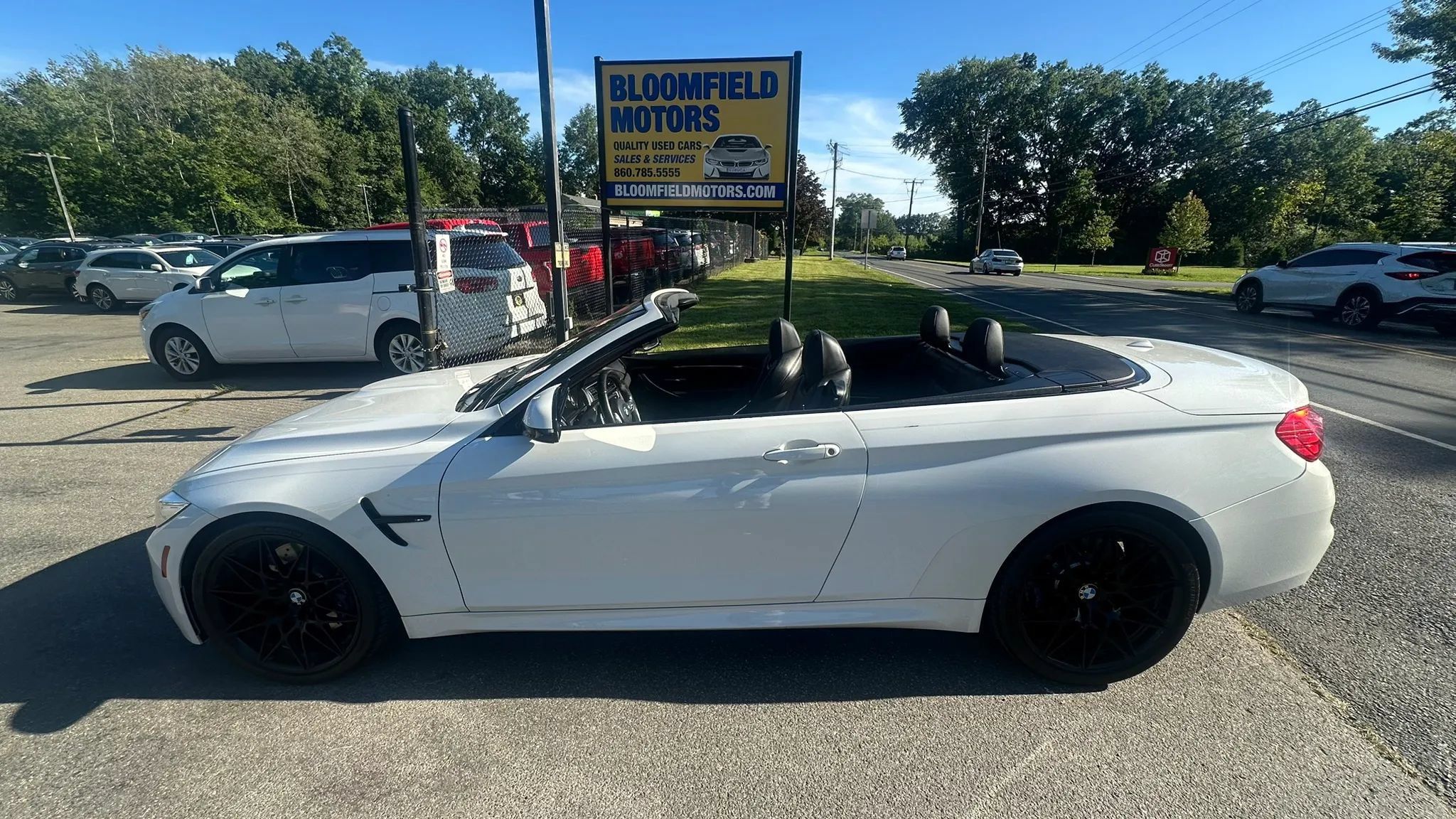Used 2016 BMW M4 Convertible RWD image 8