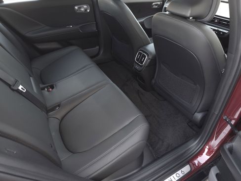 Used 2025 Hyundai Ioniq 6 Limited image 45