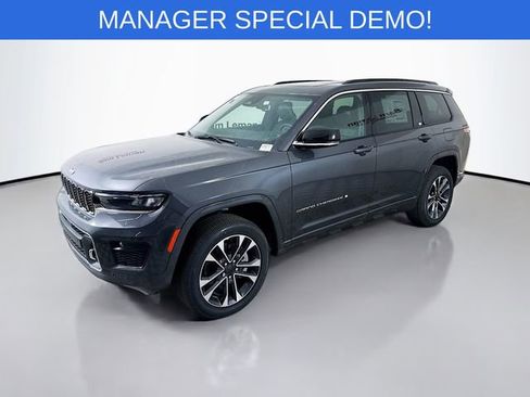 New 2025 Jeep Grand Cherokee L Overland w/ Luxury Tech Group IV AWD/4WD image 3