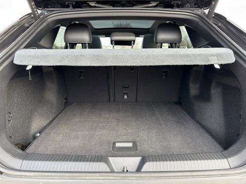 Used 2023 Volkswagen ID.4 Pro S image 9