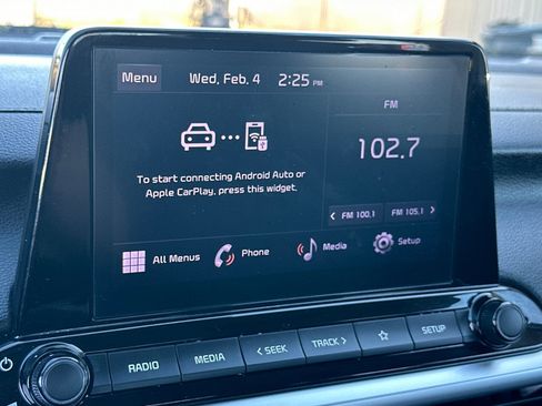 Used 2023 Kia Forte LXS w/ LXS Technology Package image 18