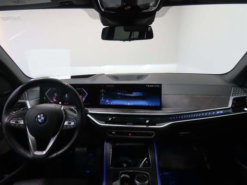 Used 2024 BMW X5 xDrive40i image 10