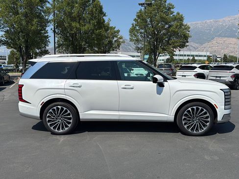 Certified 2026 Hyundai Palisade Calligraphy AWD/4WD image 8