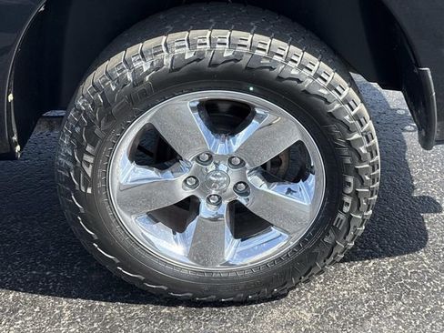 Used 2018 RAM 1500 Big Horn AWD/4WD image 37