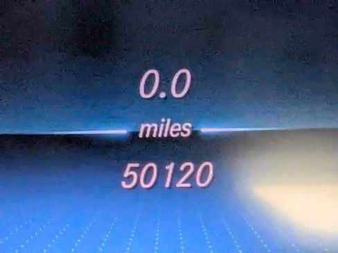 Used 2020 Mercedes-Benz C 300 Sedan image 27