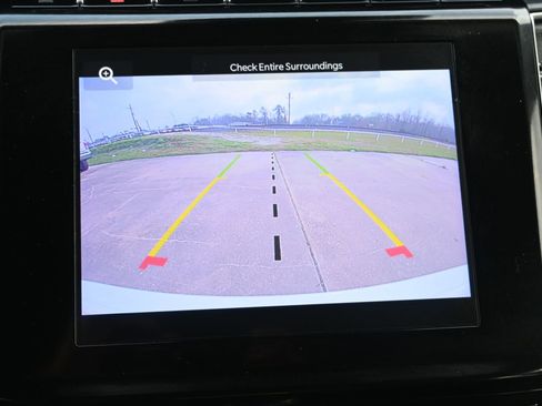 Used 2023 Jeep Grand Cherokee Laredo w/ Luxury Tech Group I image 14