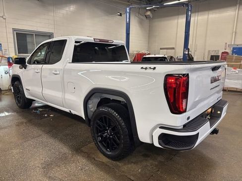 Used 2025 GMC Sierra 1500 Elevation AWD/4WD image 3