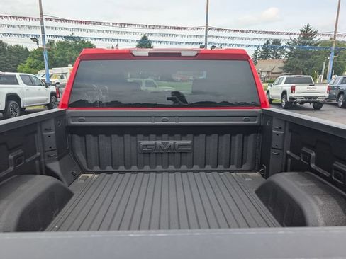 New 2026 GMC Sierra 1500 SLE AWD/4WD image 9