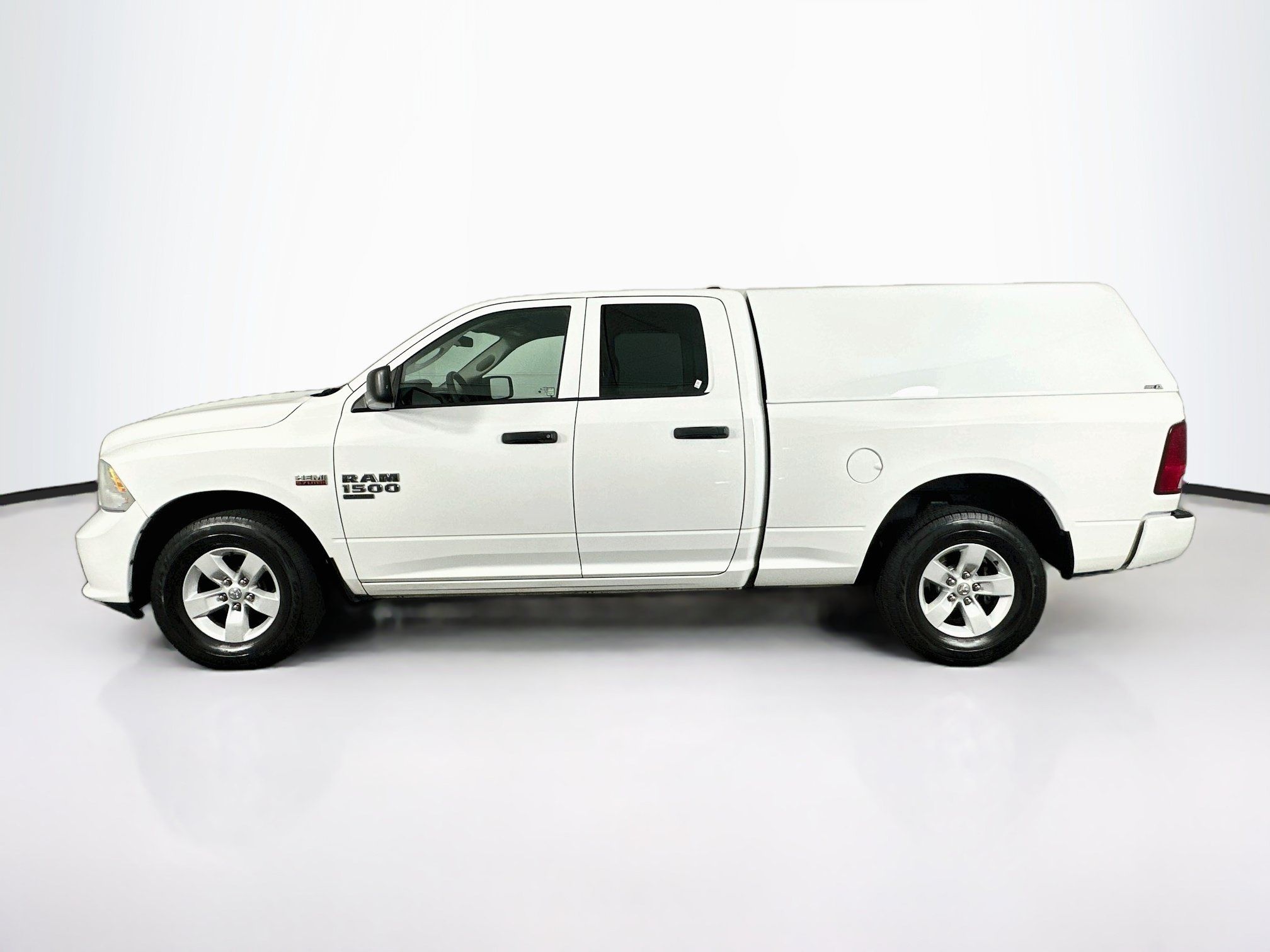 Used 2019 RAM 1500 Express RWD image 4