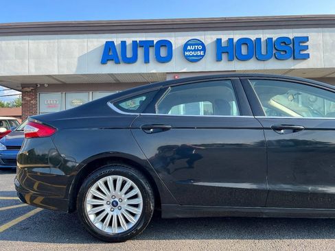 Used 2014 Ford Fusion SE FWD image 39