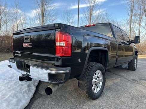 Used 2019 GMC Sierra 2500 4x4 Crew Cab w/ Sierra Convenience Package image 5
