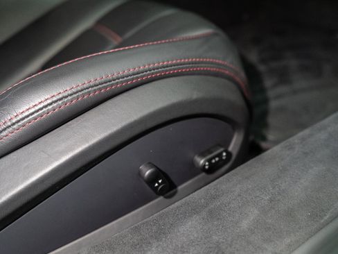 Used 2011 Ferrari 458 Italia Coupe RWD image 45