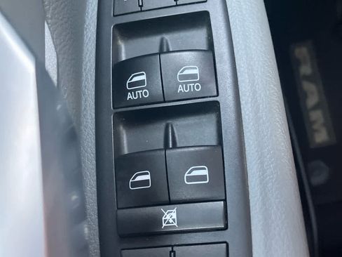 Used 2019 RAM 1500 Big Horn AWD/4WD image 12
