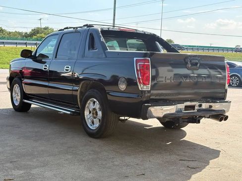 Used 2004 Chevrolet Avalanche 2WD image 5