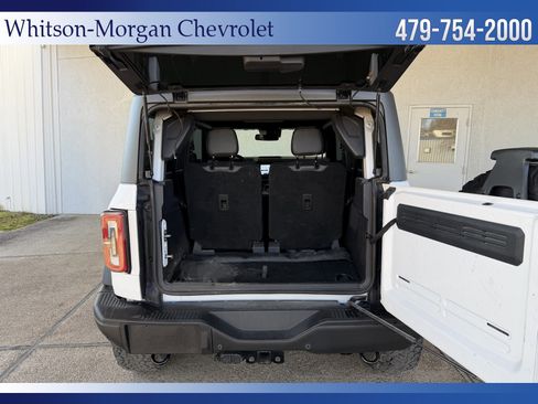 Used 2023 Ford Bronco Badlands image 39