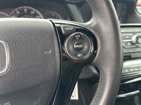 Used 2016 Honda Accord Sport image 21
