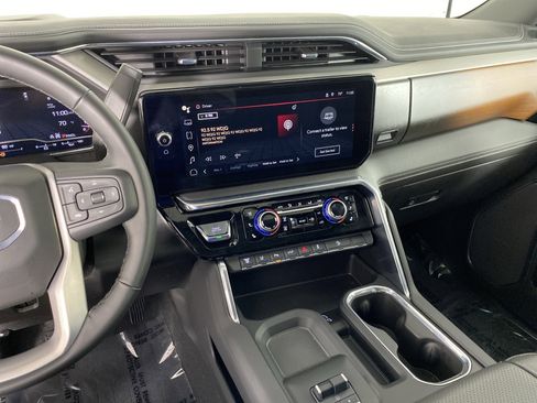 Used 2025 GMC Sierra 2500 Denali w/ Snow Plow Prep/Camper Package image 29